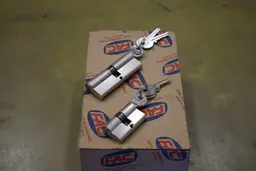 2 image