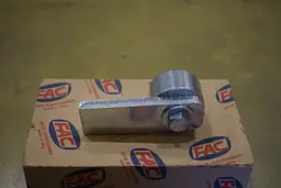 8 image