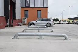 4 image